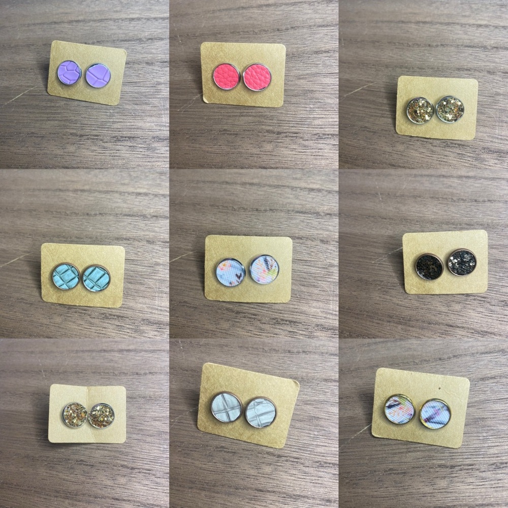 Five mystery pair of earrings - Picture 10 of 11
